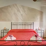 Vacanza - Paola Montepulciano Stazione