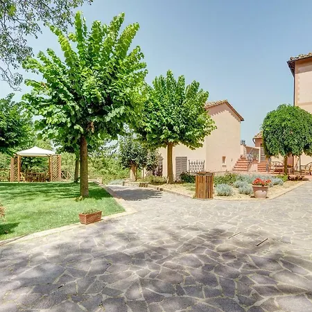 Apartment Vacanza - Paola Montepulciano